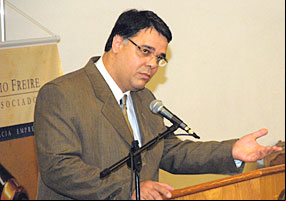 Presidente Amagis no Lançamento do Anuário Minas Gerais - 04/10/2010 - Ronaldo Almeida