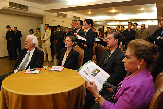 Público presente no Lançamento do Anuário Minas Gerais - 04/10/2010 - Ronaldo Almeida
